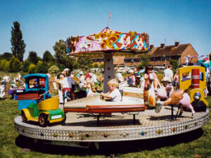 10 Fair roundabout 2000