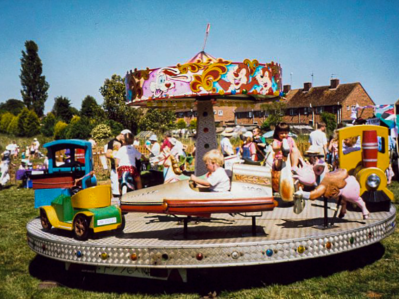 10 Fair roundabout 2000