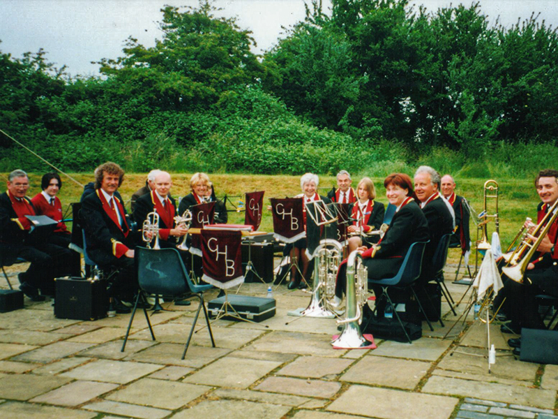 11 Great Horwood Band 2000