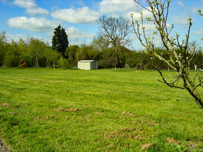 12 The Meadow April 2007