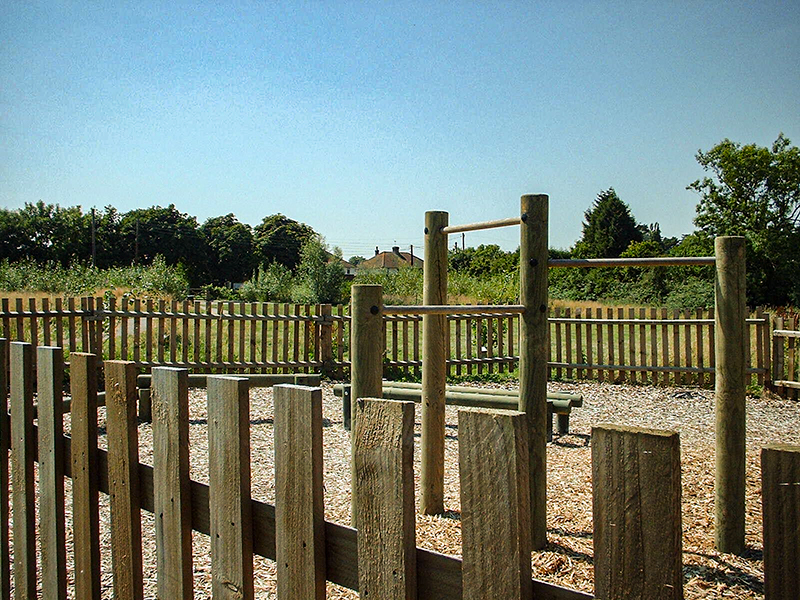 6 Play area